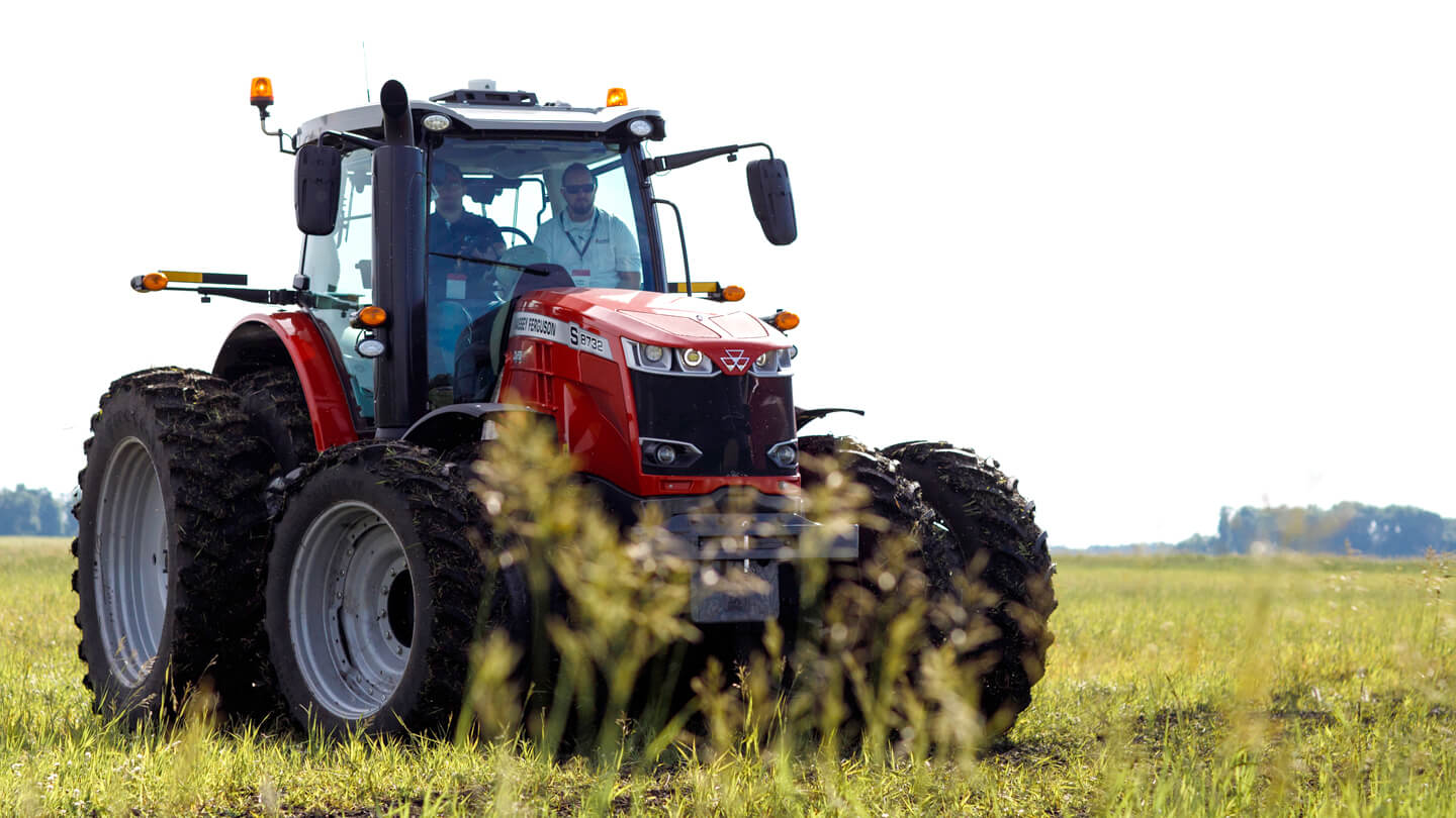 Massey Ferguson 8700 S tractor in field