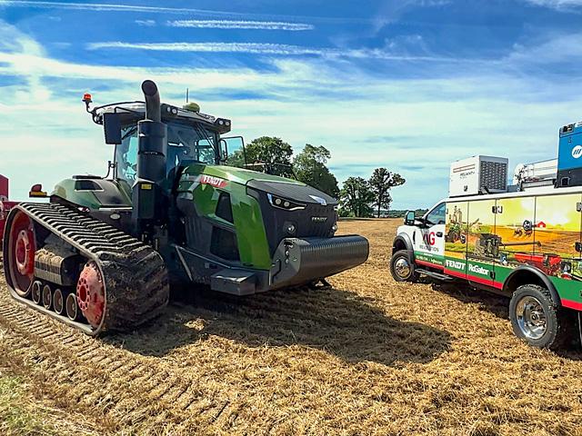 Fendt and AgRev Truck