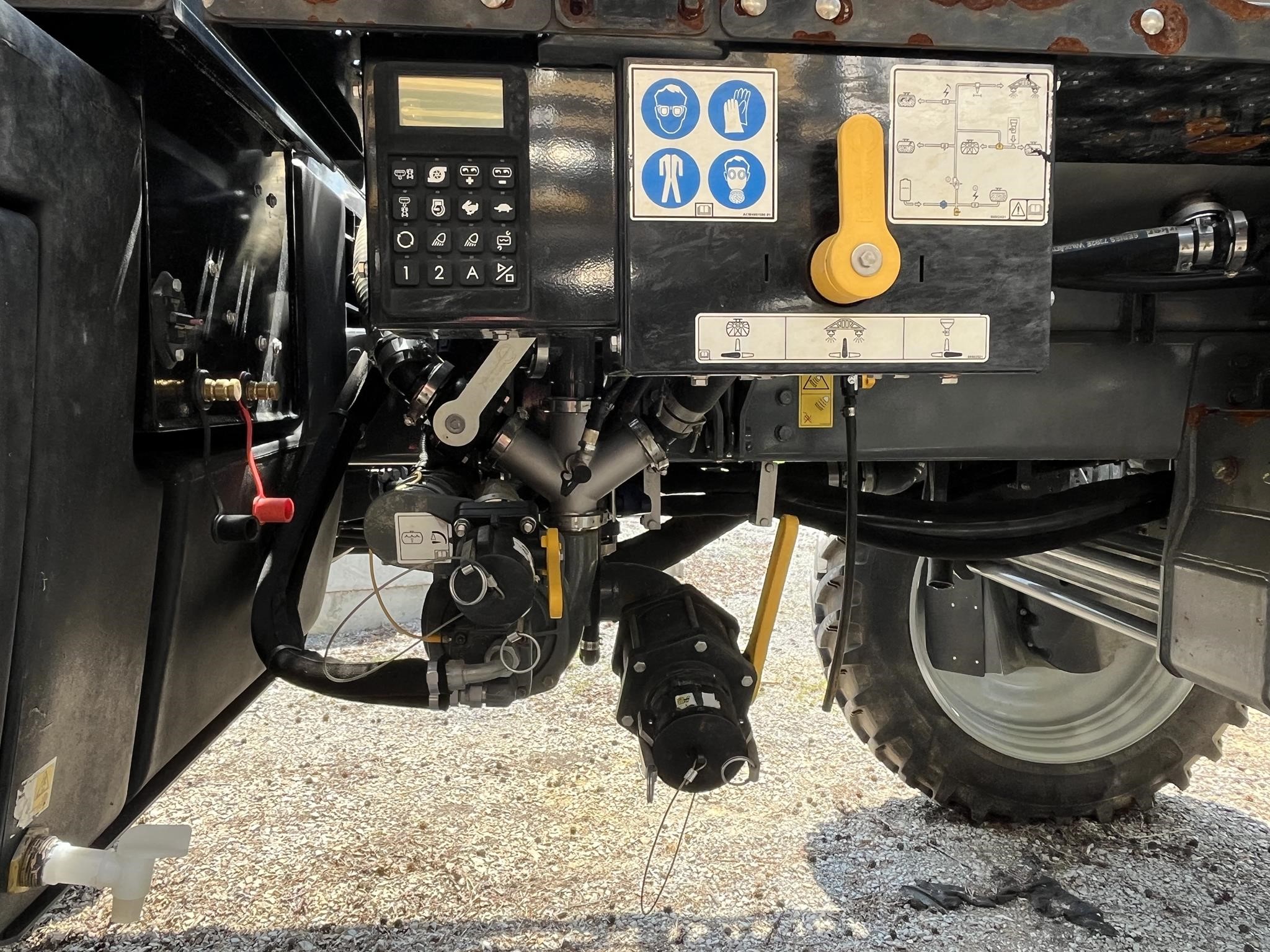 2019 Rogator RG1100C