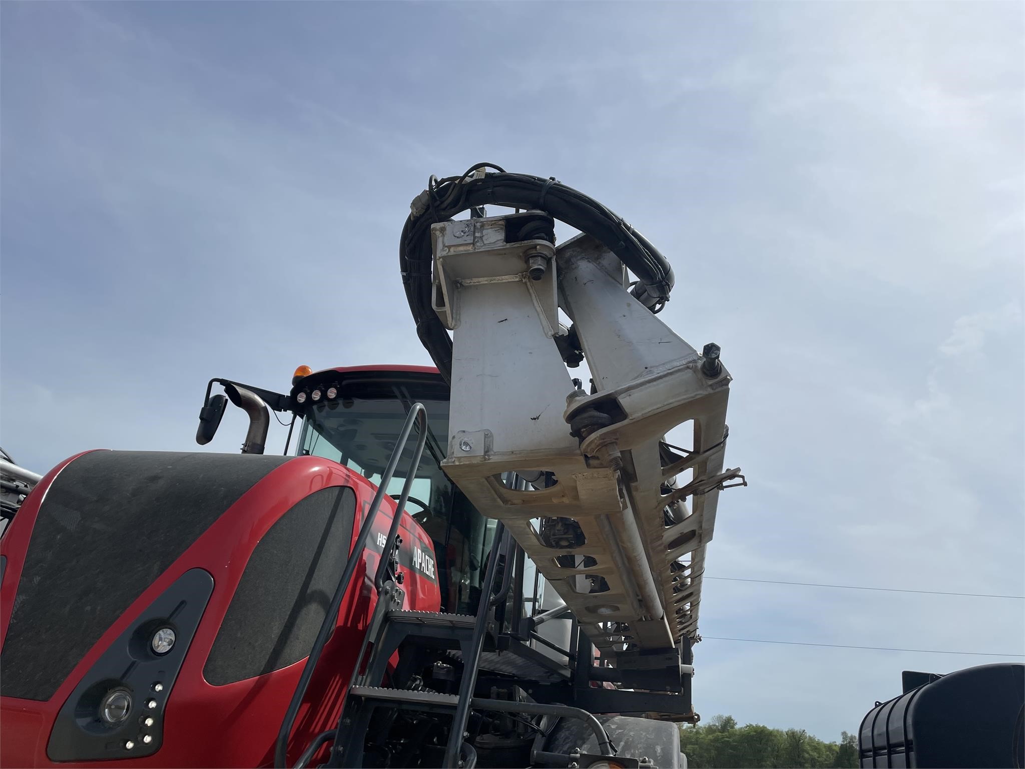 2021 Apache HS1100