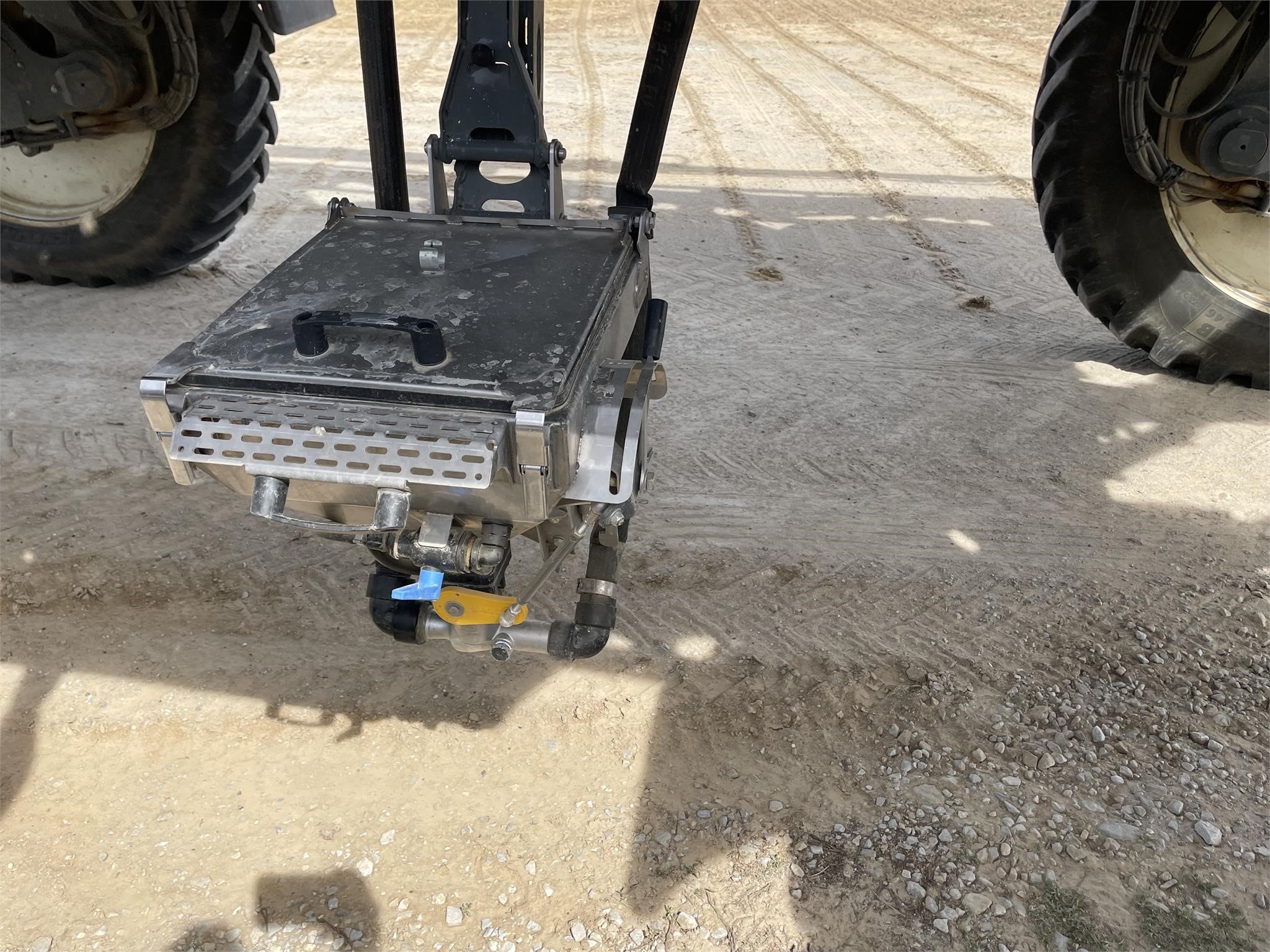 2021 Apache HS1100