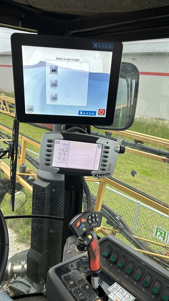2018 Rogator RG700B