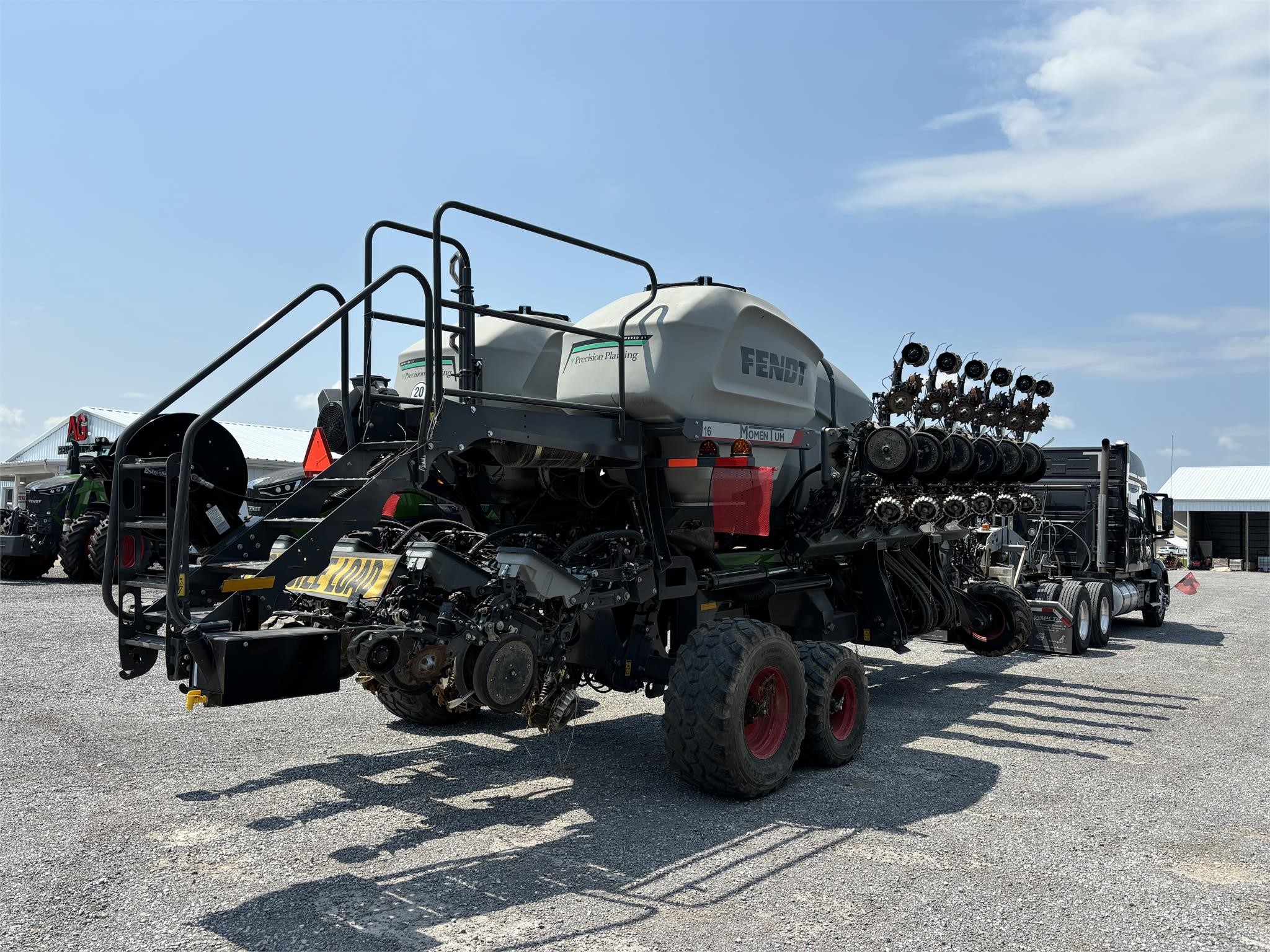 2021 Fendt MOMENTUM 16