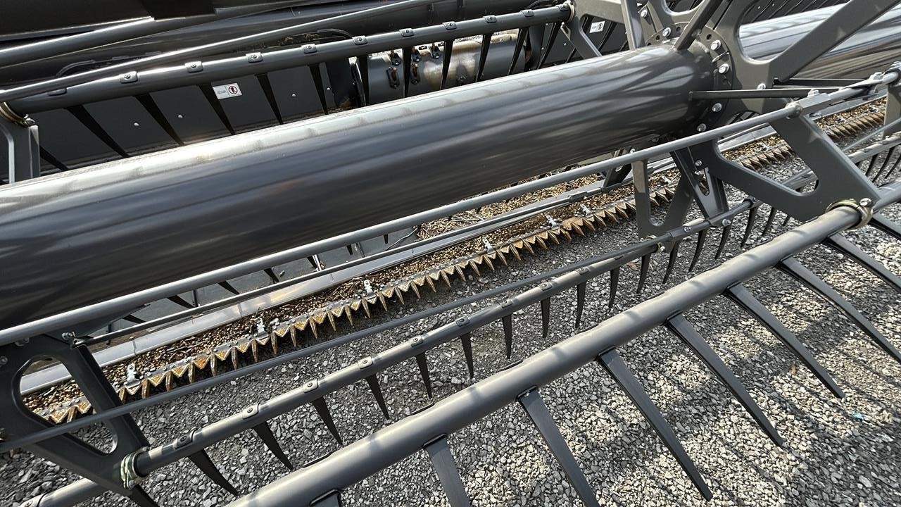 2022 Gleaner 9335