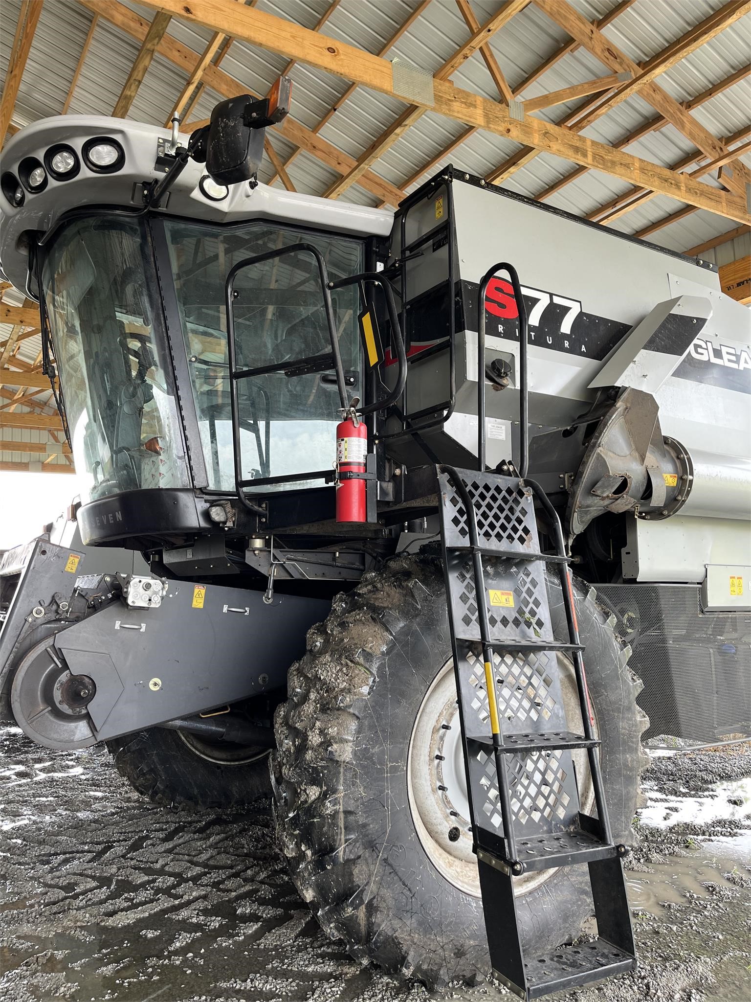 2012 Gleaner S77