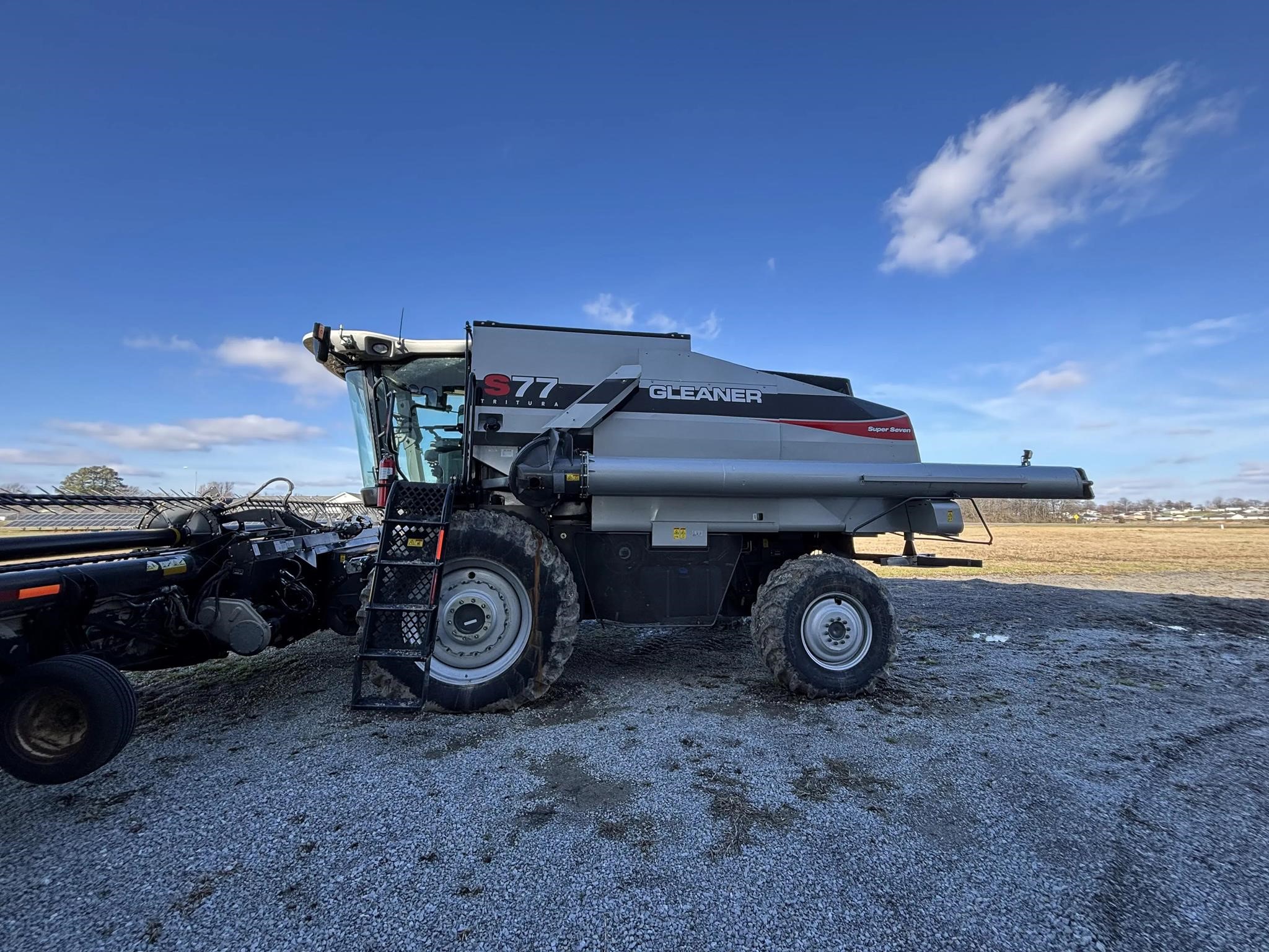 2012 Gleaner S77