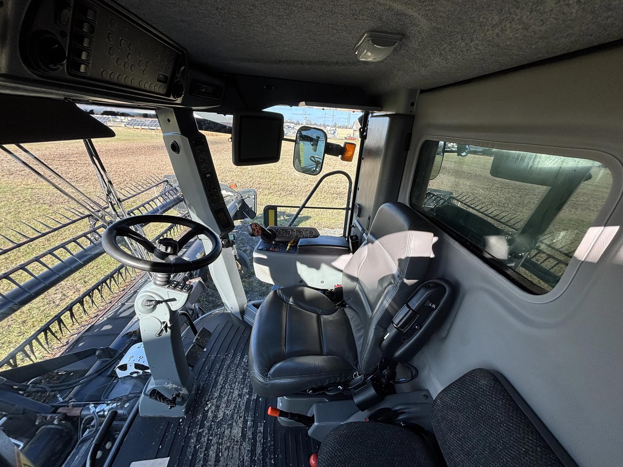 2012 Gleaner S77