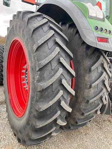 2021 Fendt 1042 VARIO