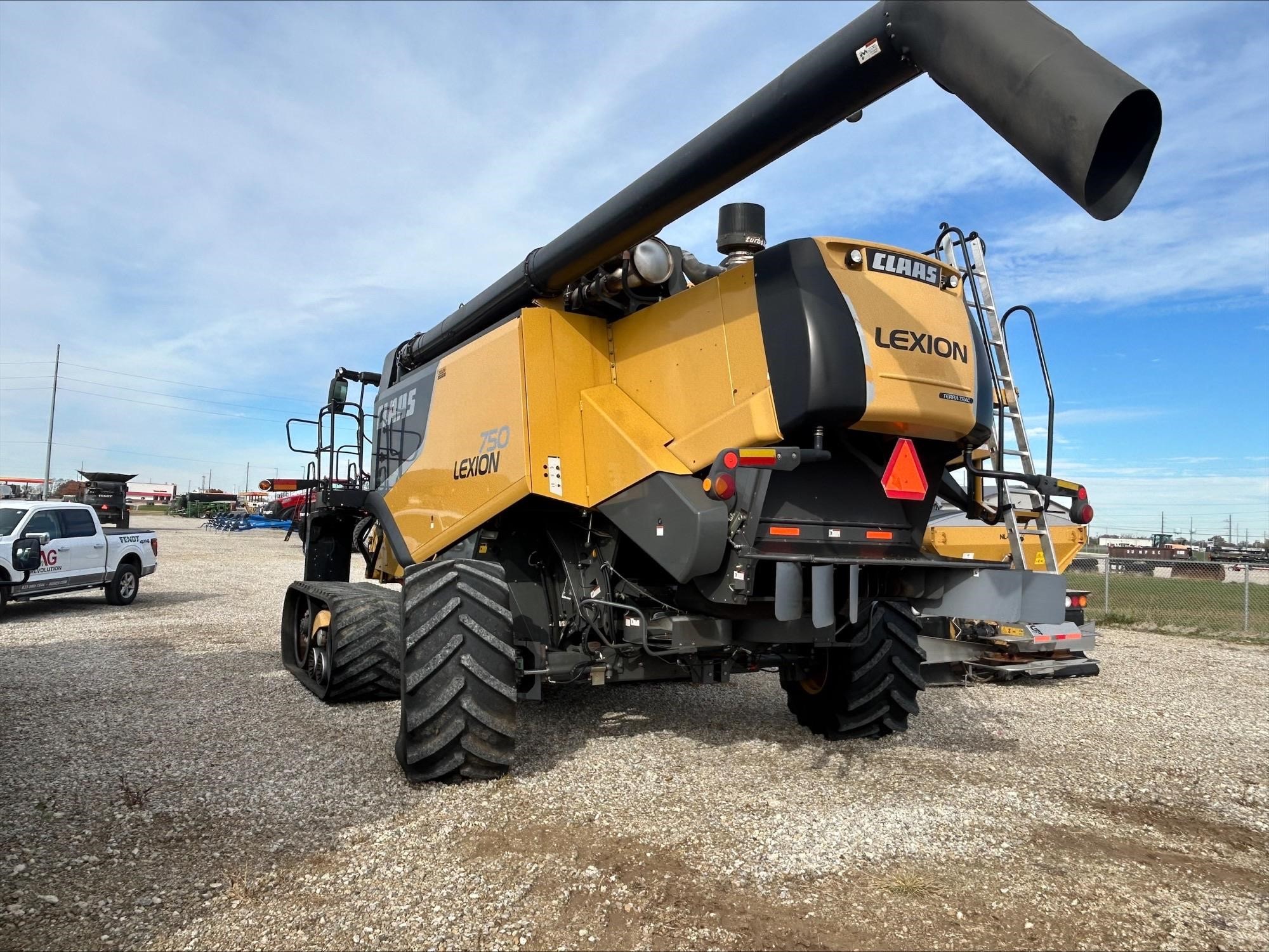 2012 Claas LEXION 750TT