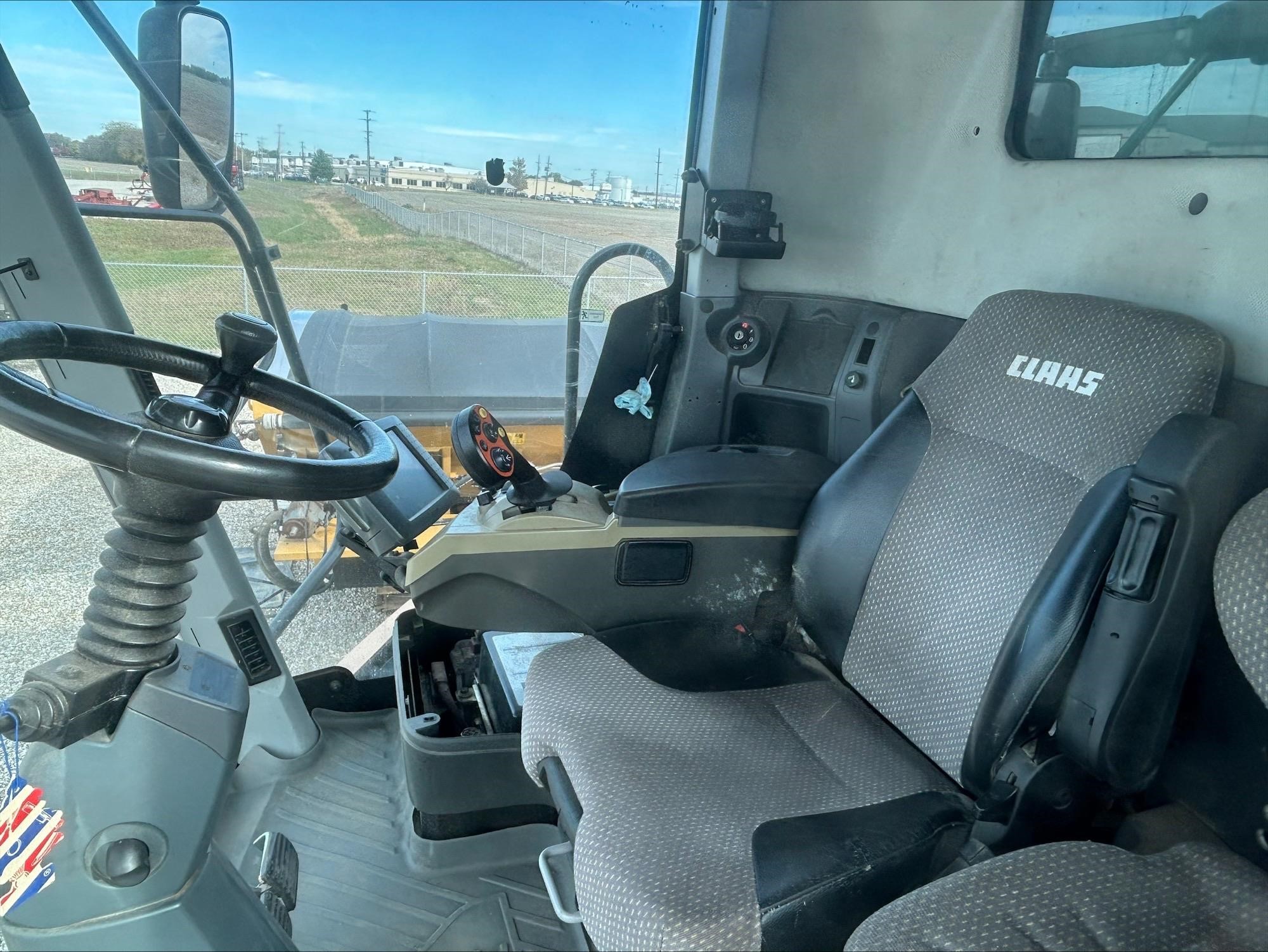 2012 Claas LEXION 750TT