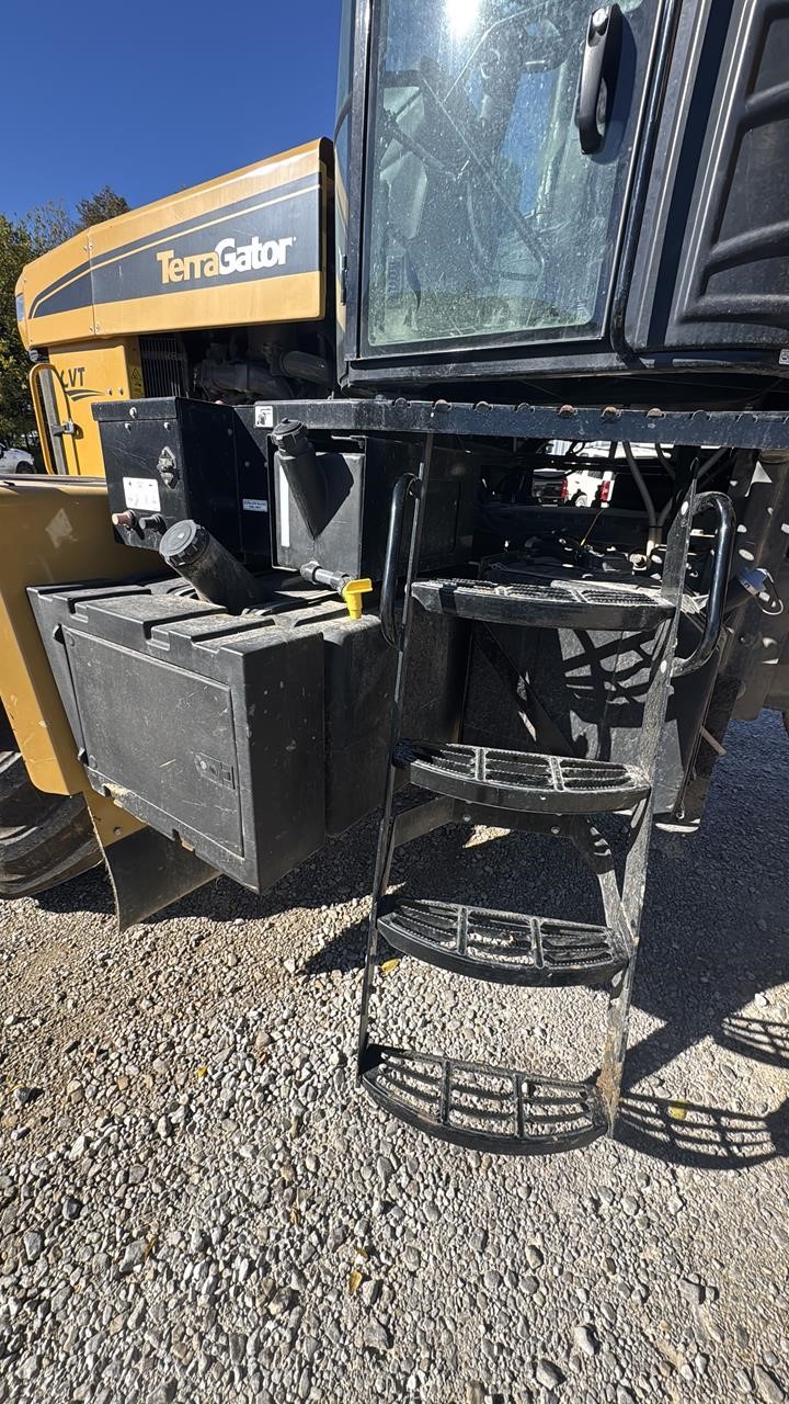 2022 Terragator TG8400C