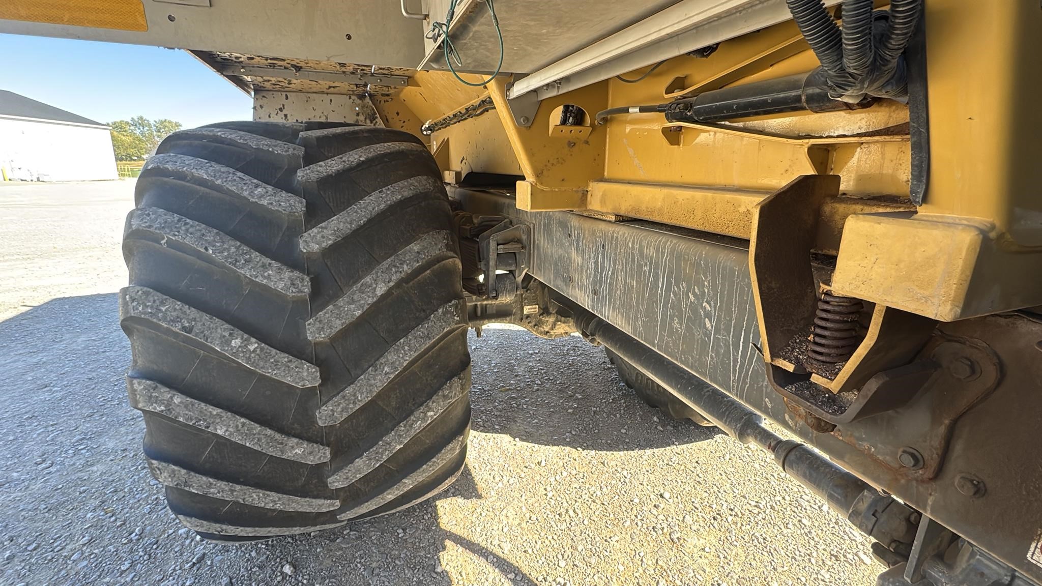 2022 Terragator TG8400C