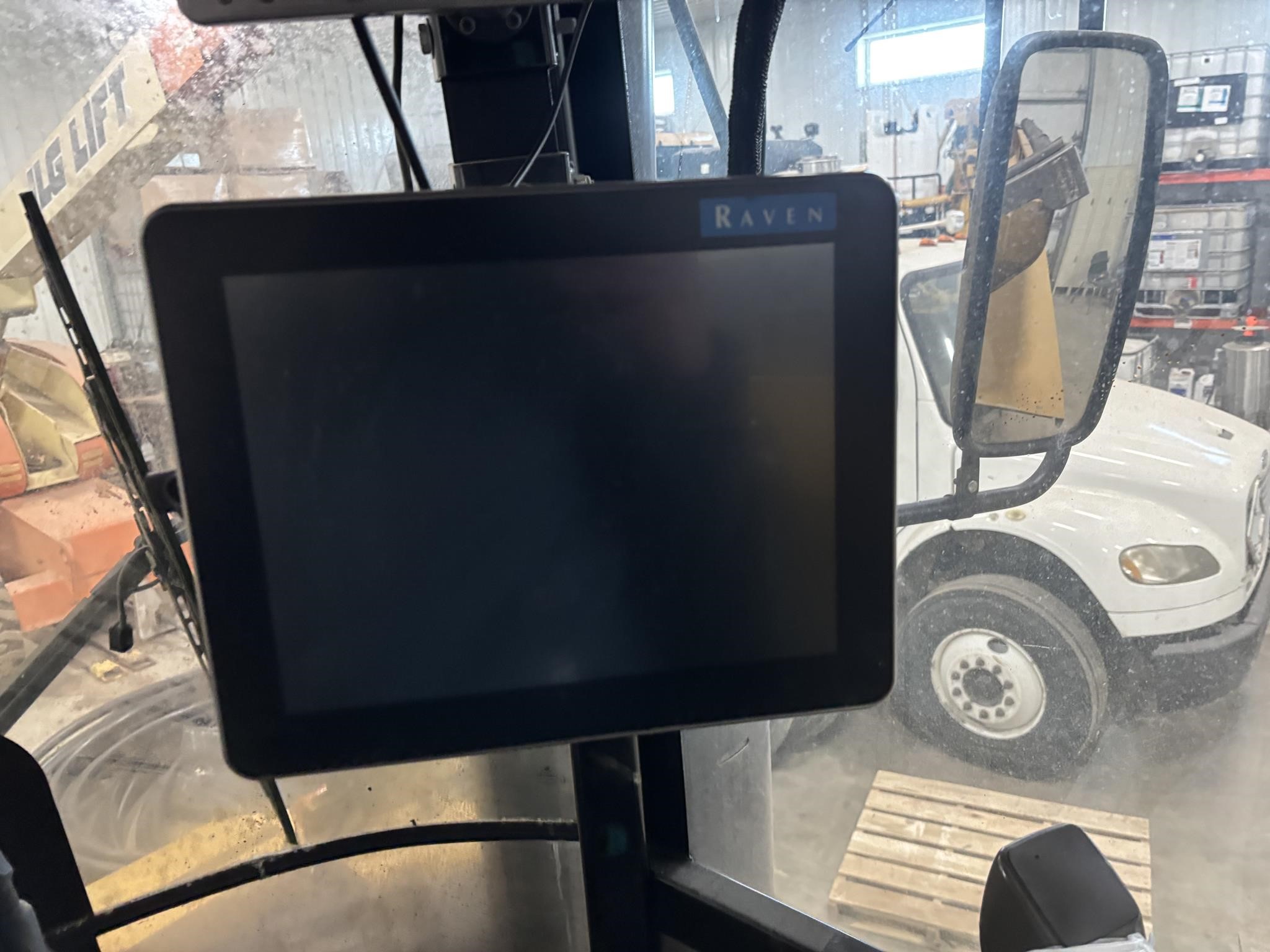 2017 Terragator TG8400B