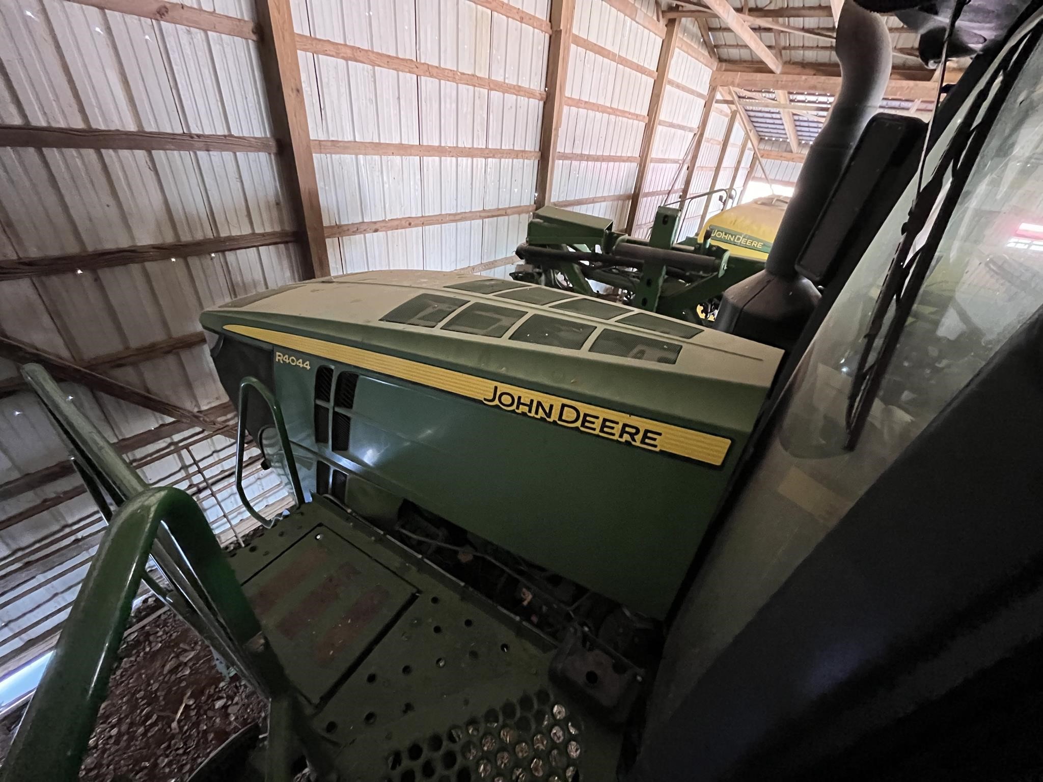 2019 John Deere R4044