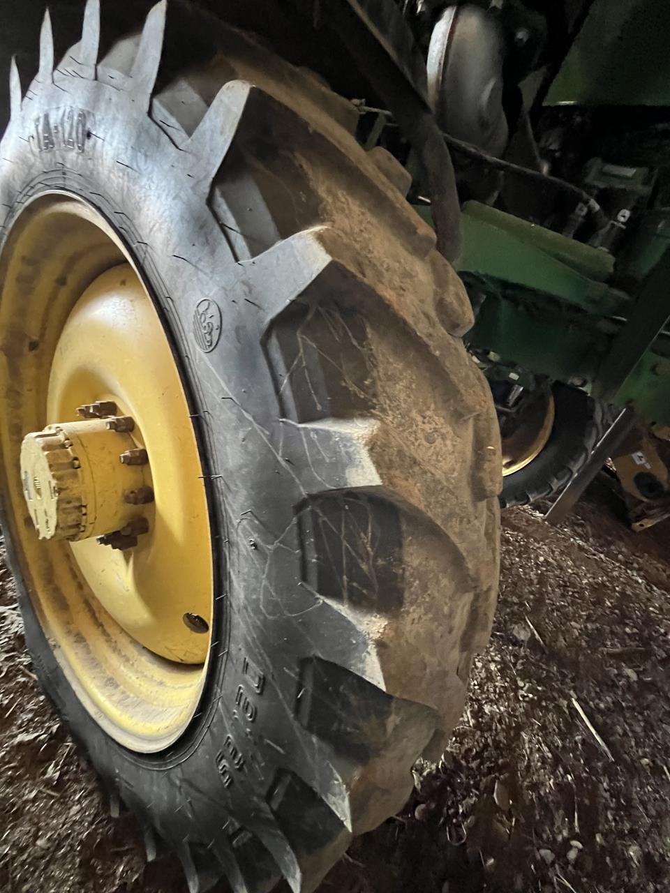 2019 John Deere R4044