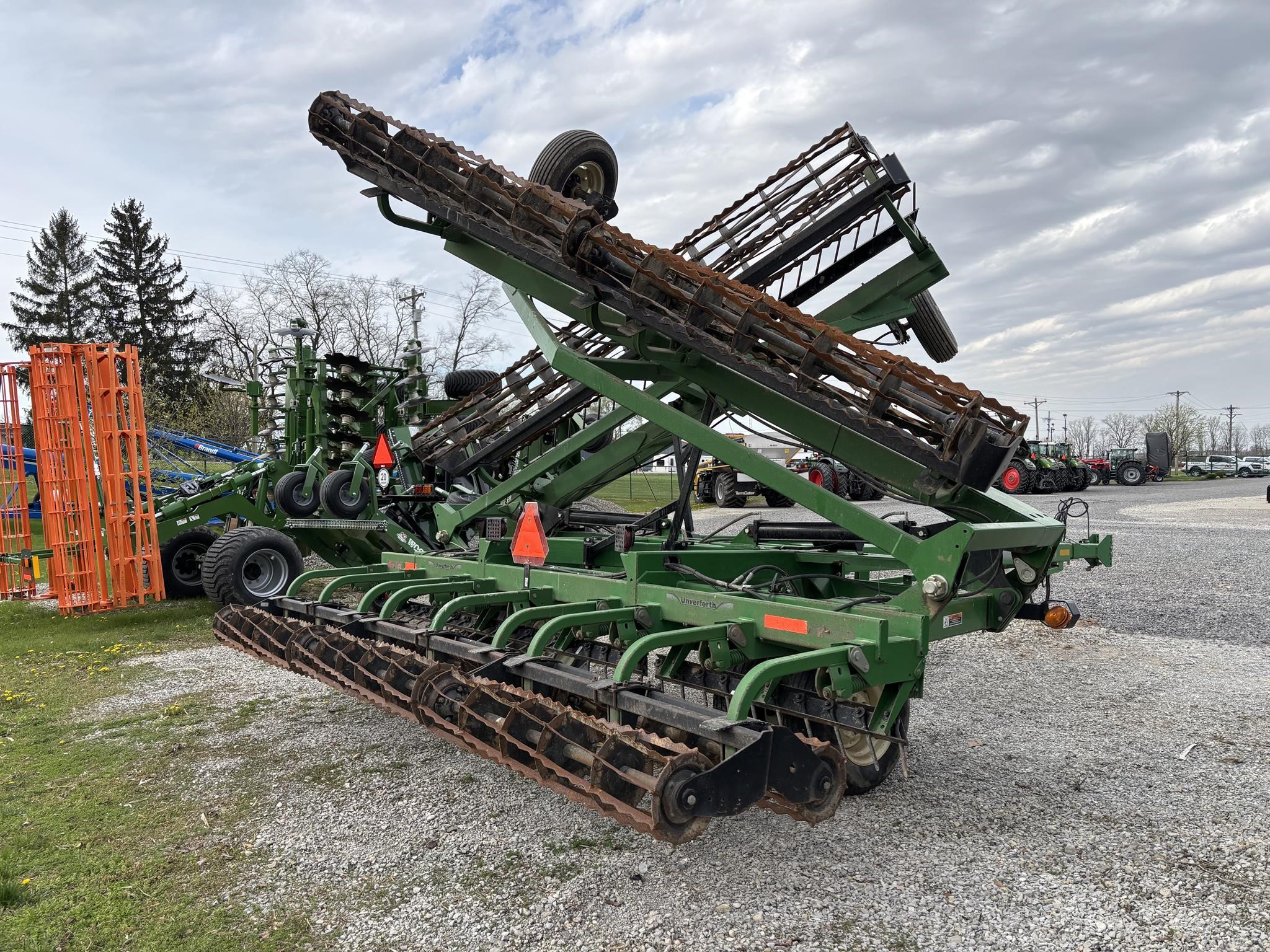 2007 Unverferth ROLLING HARROW 1225