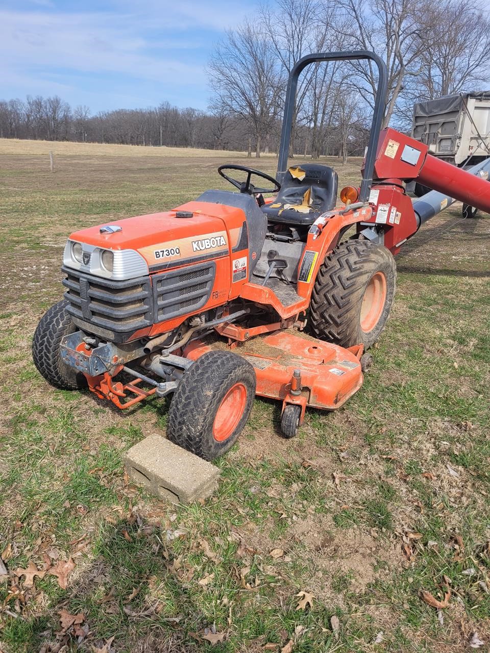 1997 Kubota B7300