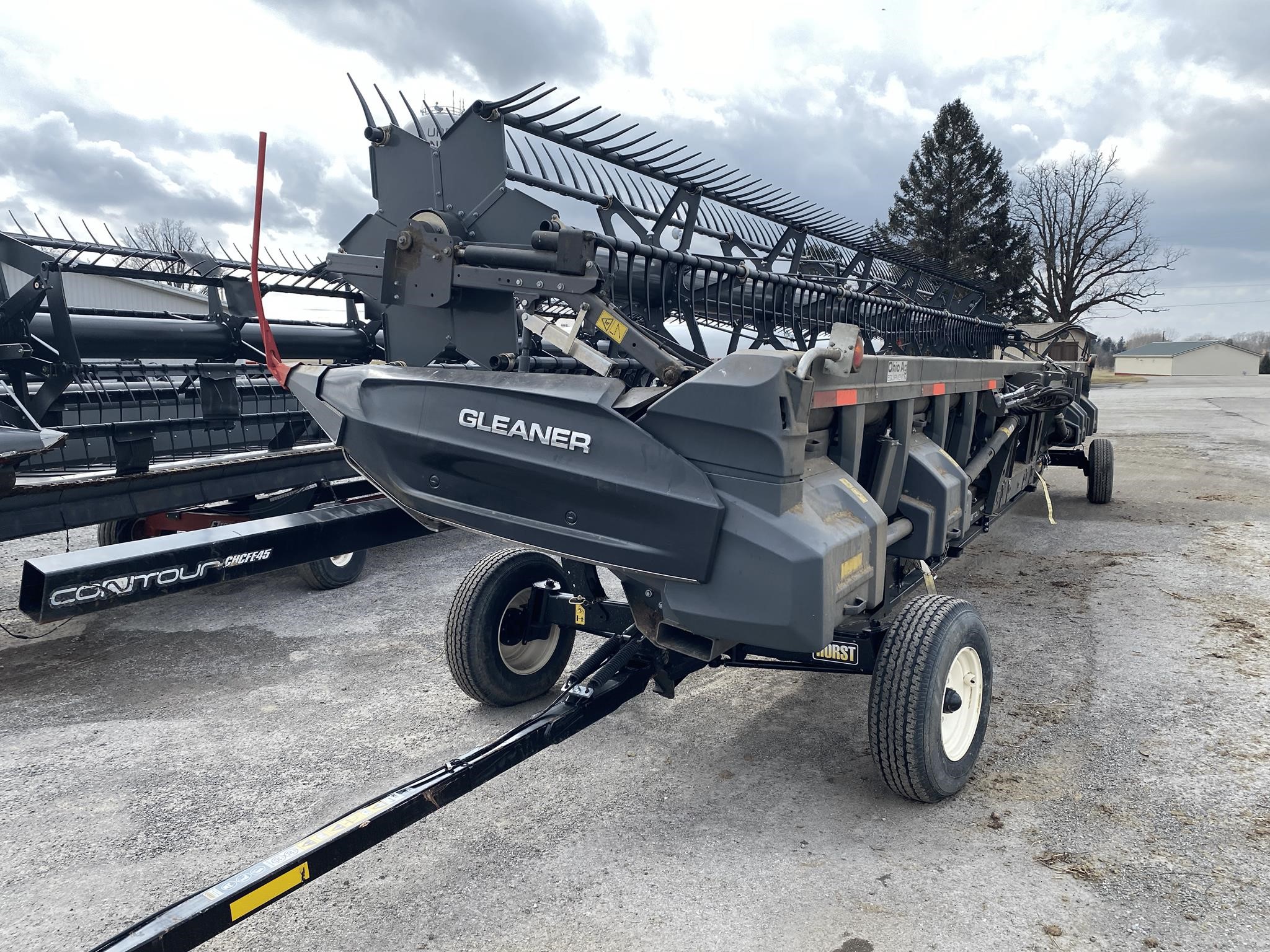 2022 Gleaner 9335