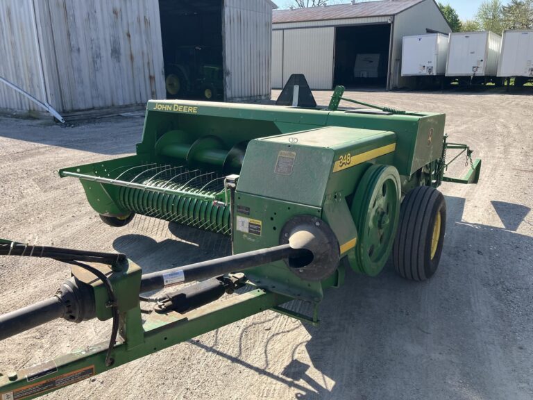 2021 John Deere 348