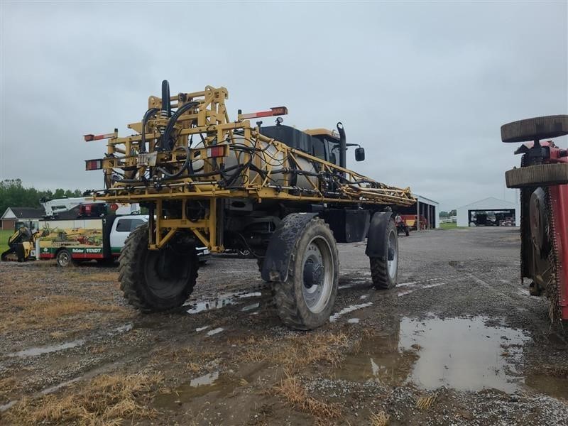 2012 Rogator RG1100