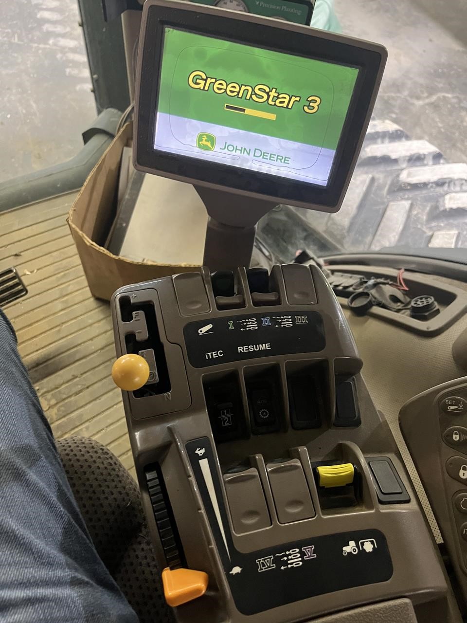 2011 John Deere 8310RT